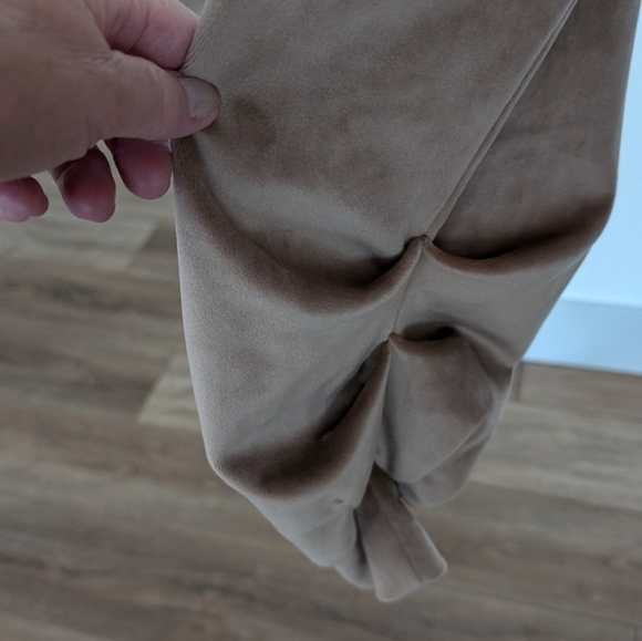 Women's top - Picture 6 of 10